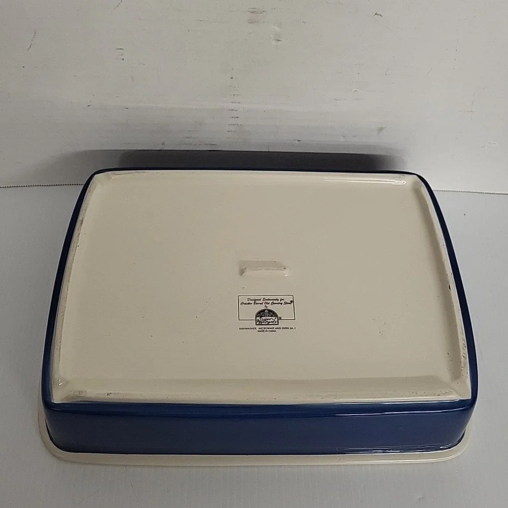 Susan Winget‎ Casserole Dish With Stand Family Forever Cracker Barrel